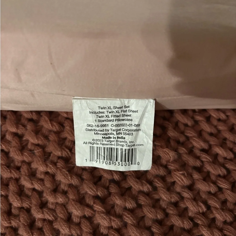 Twin XL Target light pink Bedding Sheets set
